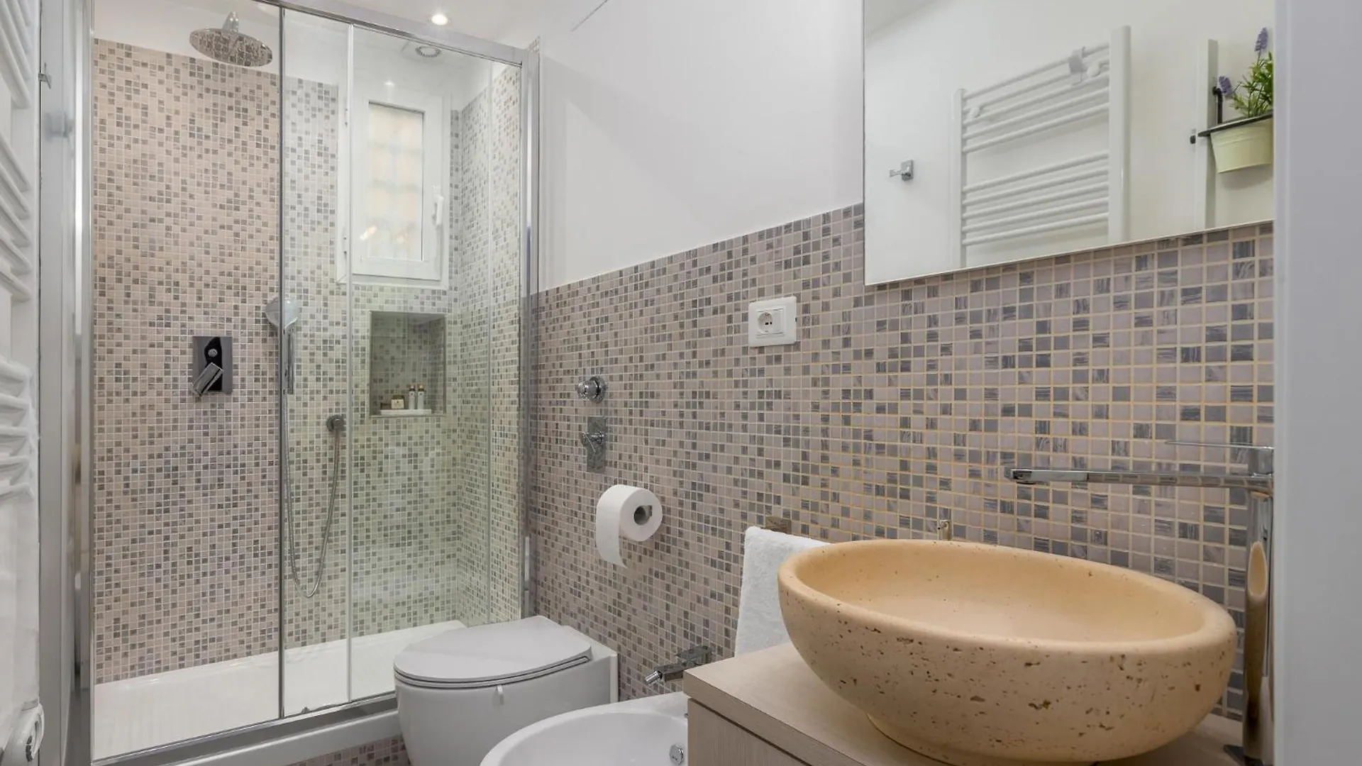 Navigli Darsena Celebrity House Apartment Milan